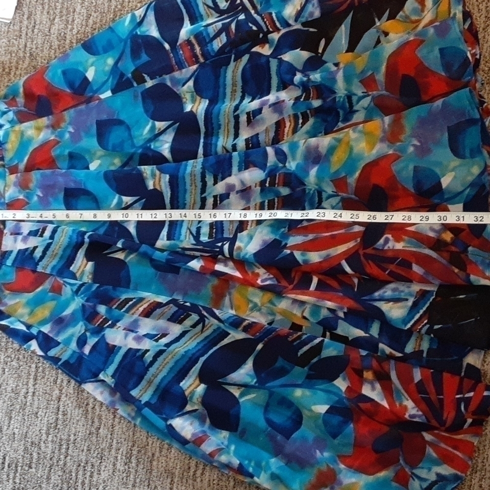 Lucky and Coco Floral midi pleated skirt women's multicolored med Watercolor - Picture 9 of 12